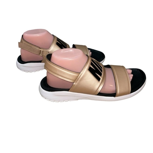 Nike Women's Size 10 Tanjun Slingback Sandals Lightweight # 882694-200 Bronze - Picture 4 of 7